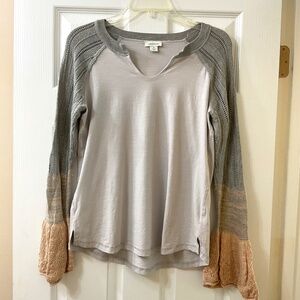 Sundance Cozy Canyon Bell knit sleeve top size medium